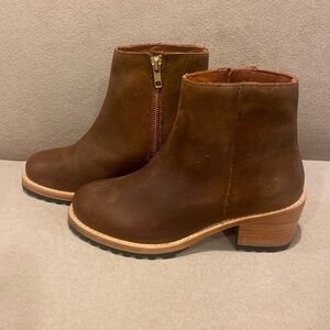 Portland Leather Patina Brown Leather Block Heel Zip Ankle Booties